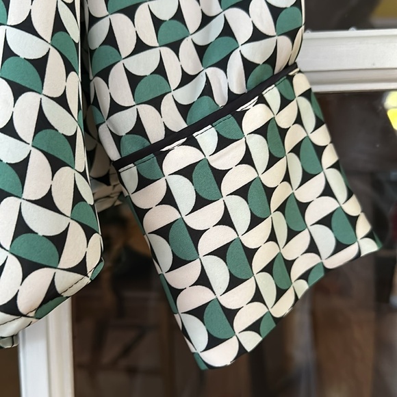 H&M Geometric Print Satin Feel Blouse - Picture 5 of 8